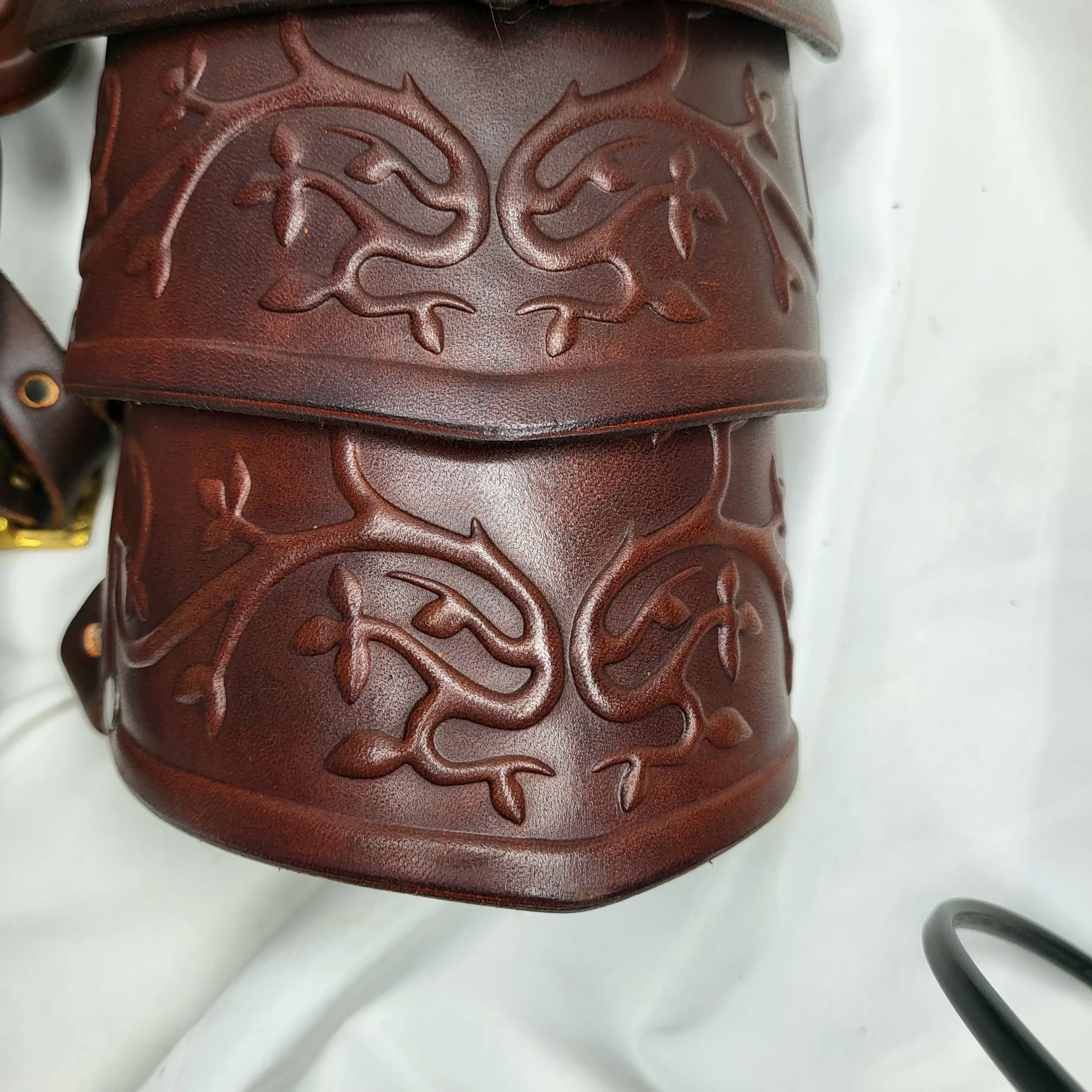 embossed verdant shoulder (2).jpg