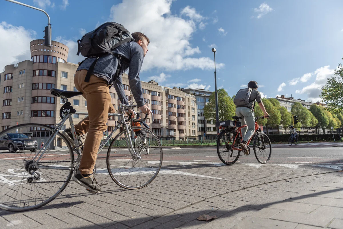 Voor de communicatiecampagne van de Stad Gent werd freelance fotograaf Jeroen Willems gevraagd een fotoreportage te maken voor het Mobiliteitsbedrijf van de Stad Gent in samenwerking met reclamebureau Cayman Creative Thinkers.