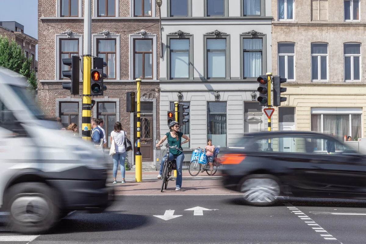 Voor de communicatiecampagne van de Stad Gent werd freelance fotograaf Jeroen Willems gevraagd een fotoreportage te maken voor het Mobiliteitsbedrijf van de Stad Gent in samenwerking met reclamebureau Cayman Creative Thinkers.