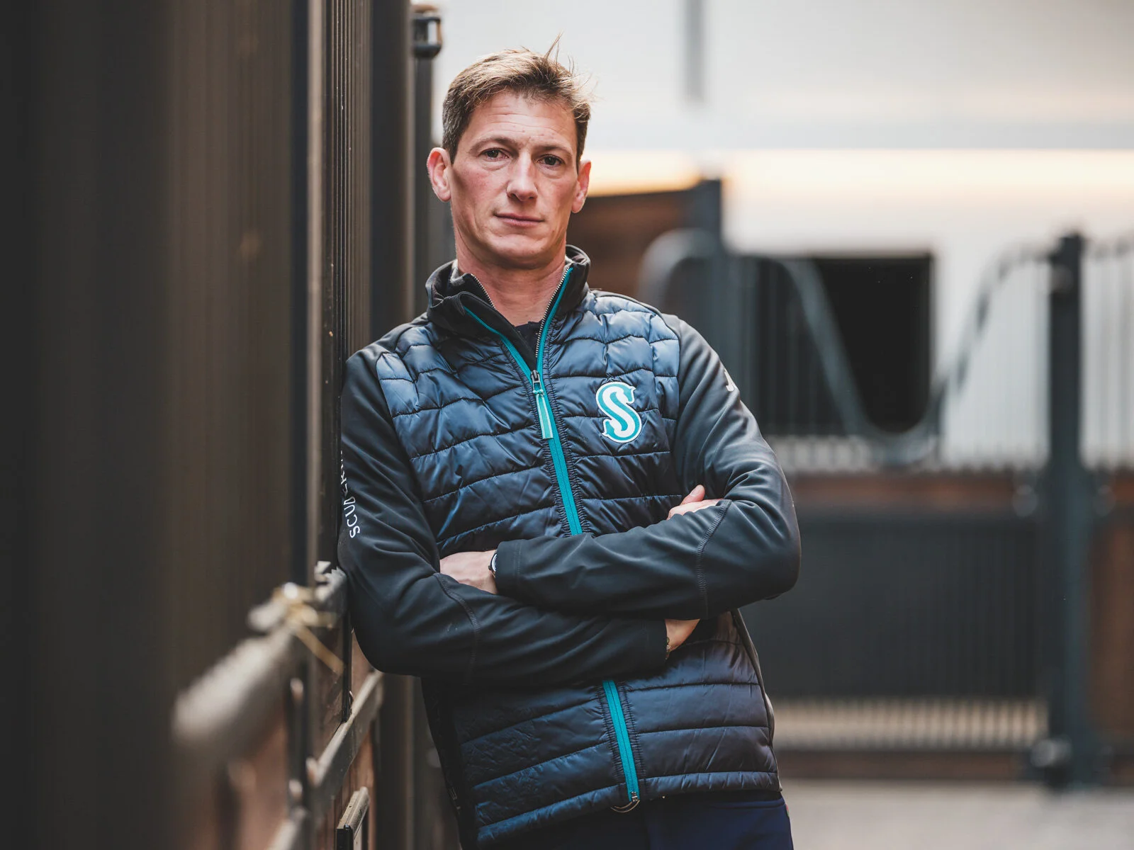 Voor het Italiaanse kledinglabel Scuderia 1918 deed commercieel, freelance fotograaf een lifestyle fotoreportage met werelds beste ruiters, Zoë Conter, Lorenzo De Luca en Daniel Deusser. 