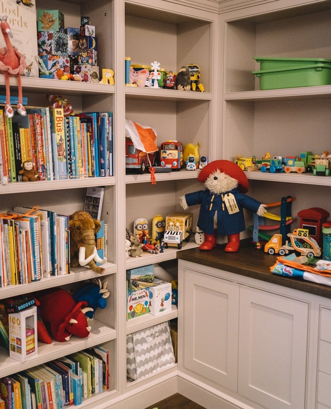 How to keep your happy during lockdown?⁠
Have a room dedicated to their toys and school work. ⁠
⁠
⁠
#dulwich #dulwichtownhouse #dulwichinteriordesign #dulwichhomedesign #dulwichstudy #dulwichinteriordesigner #homeoffice  #homeofficedesign  #luxuryhom