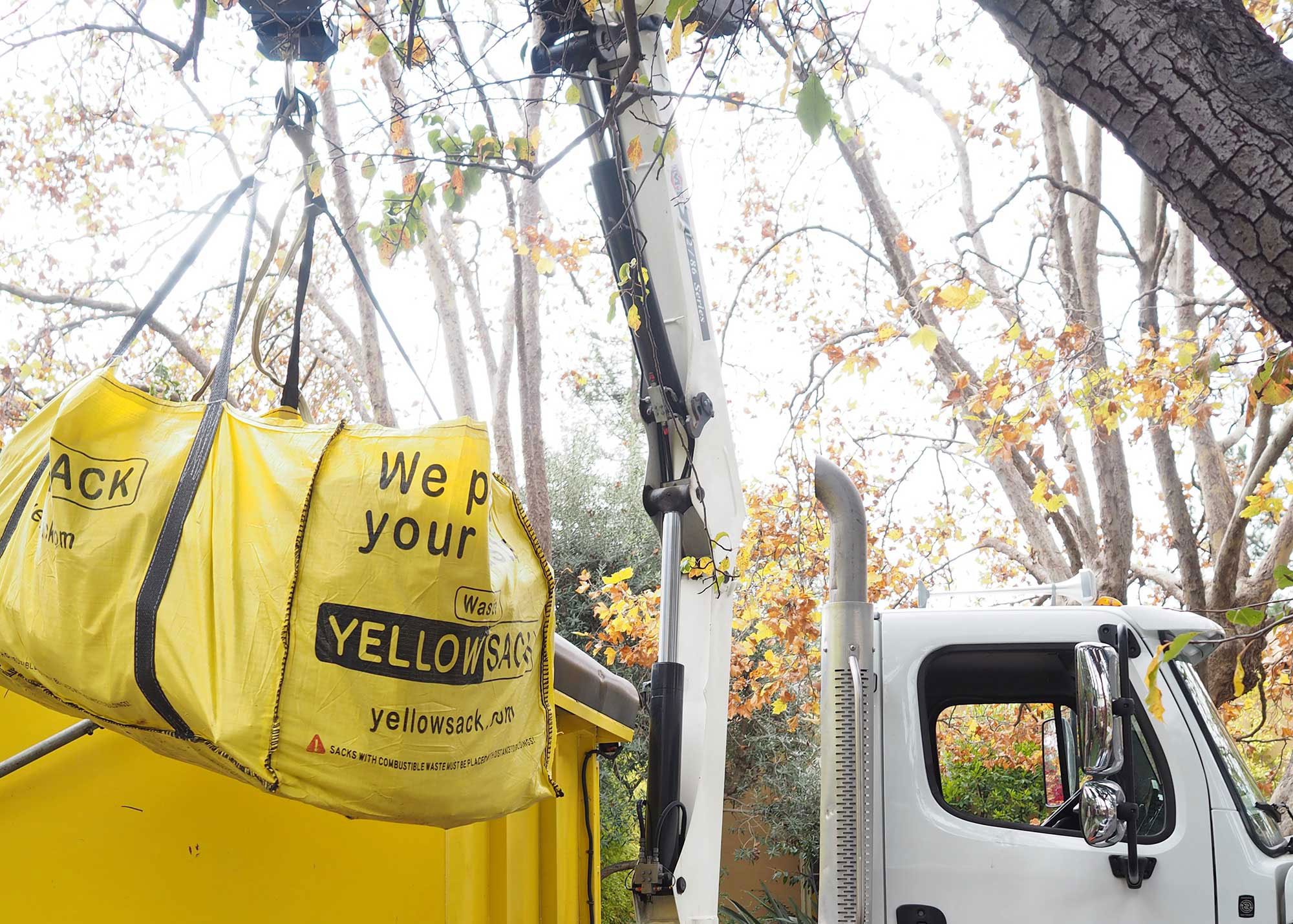 Yellowsack dumpster bag vs. dumpster rental — Yellowsack