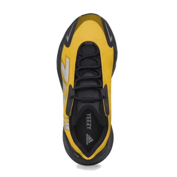 adidas-YEEZY-BOOST-700-MNVN-Honey-Flux-October-2021-4.webp