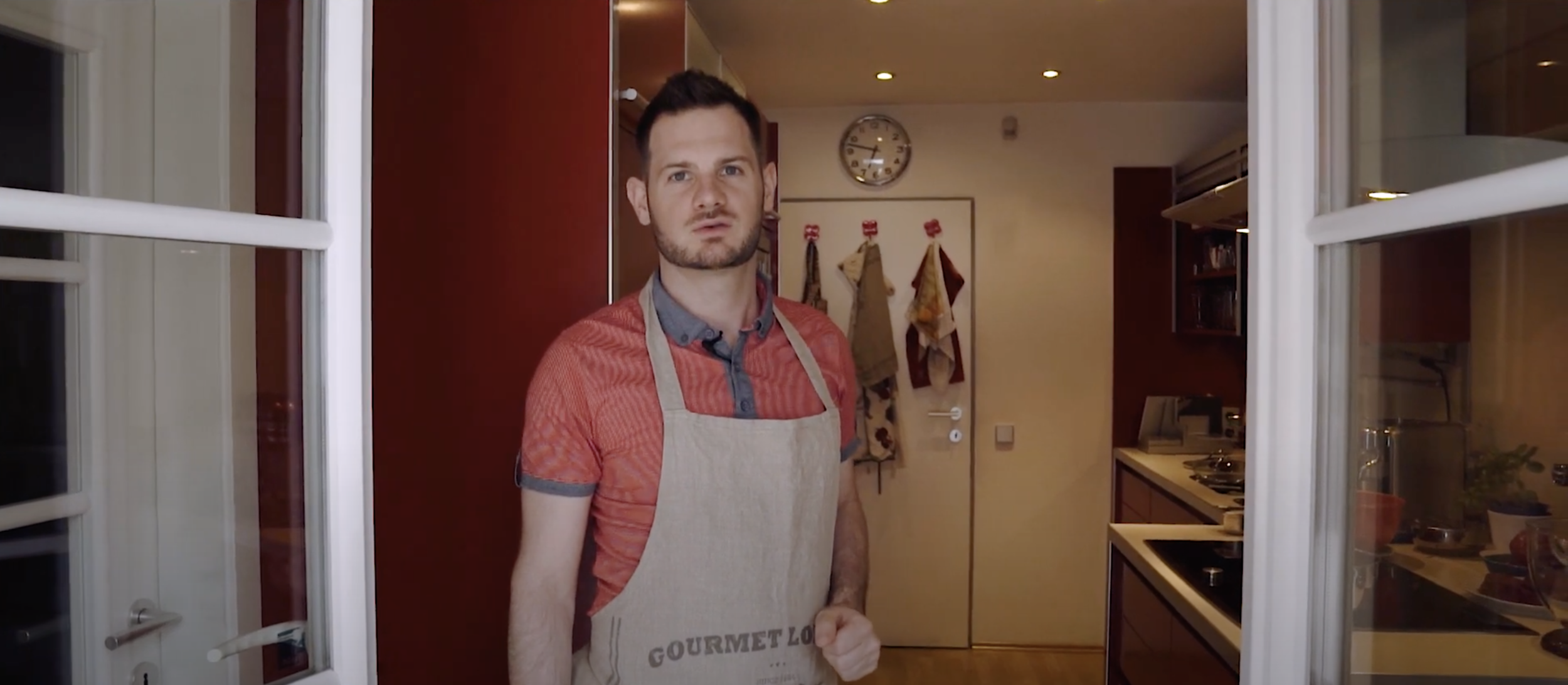 THE OPEN KITCHEN 