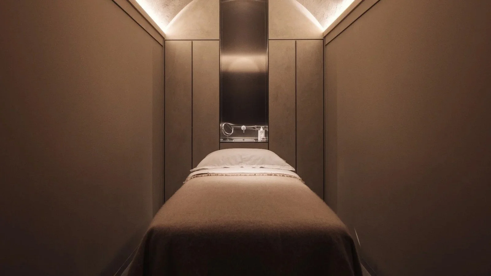 Looking for a Spa Therapist