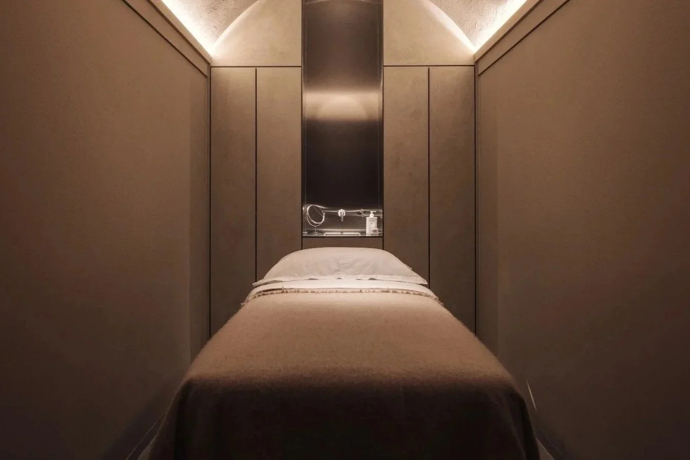 Looking for a Spa Therapist