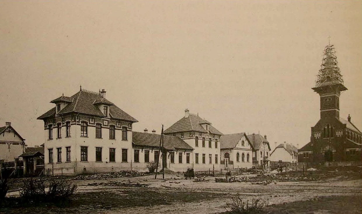 Lens Cité12Ecoles DéfinitifMatériauxPlanches28aBis.jpg