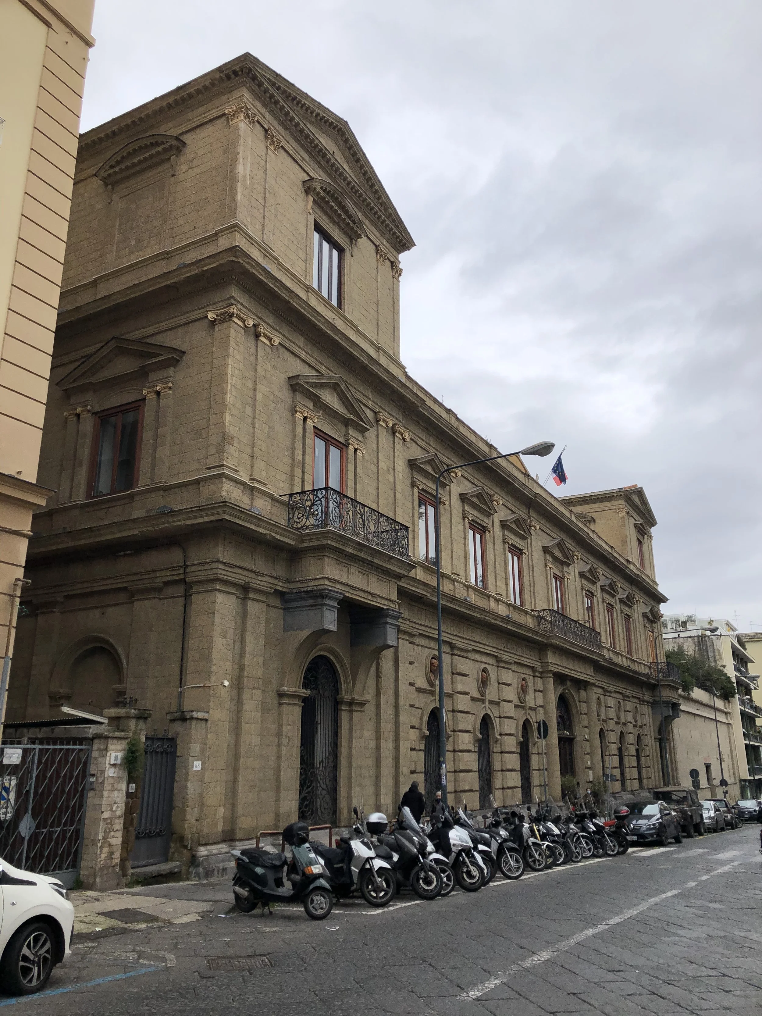 Naples - palais Grenoble.jpeg
