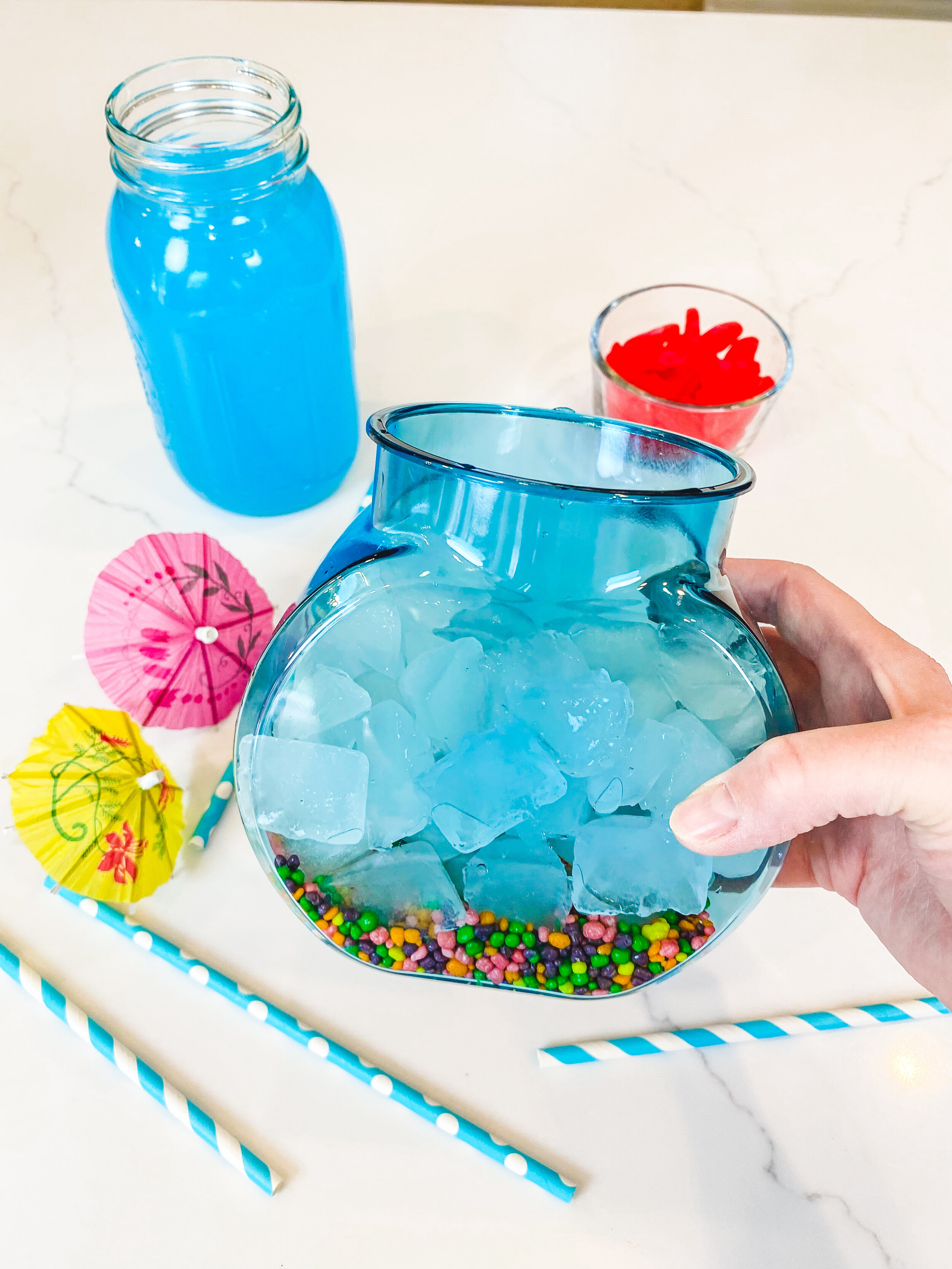 Mason Jar Fishbowl Cocktail Recipe