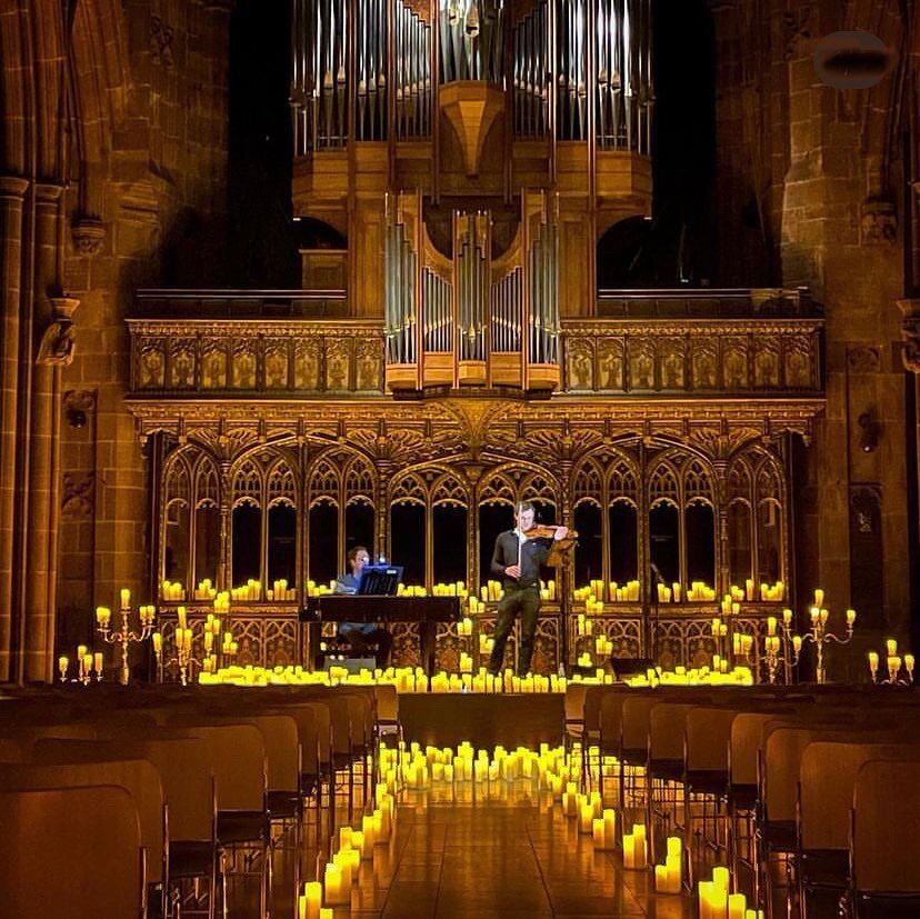 Stunning backdrop at the beautiful @manchestercathedralevents. Looking forward to our first @candlelight.concerts in Sheffield next month @sheffieldcathedral ! #manchester #manchestercathedral #candlelight #candlelightconcert #violin #violinist #live