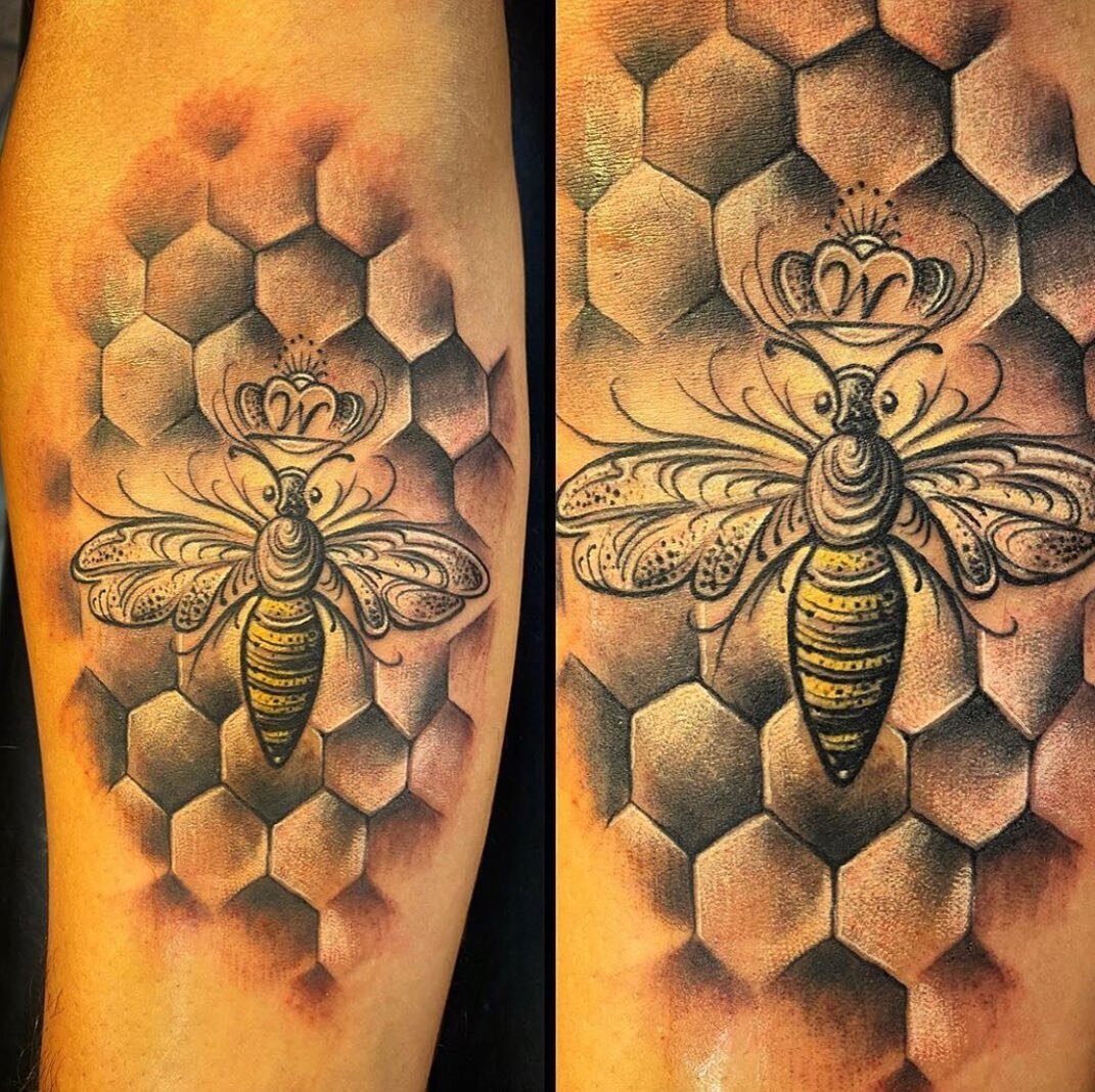 🐝 great tattoo by @brianbrenner 🐝 #truthandtriumphtattoo