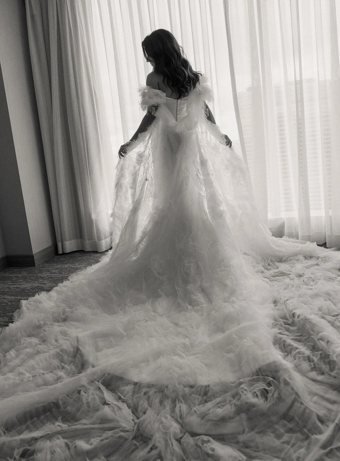 David & Diana Bride Getting Ready-96-2_websize (1).jpg