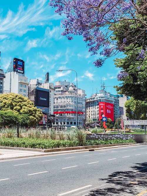 Living in Buenos Aires: A Complete Guide to Moving to Argentina