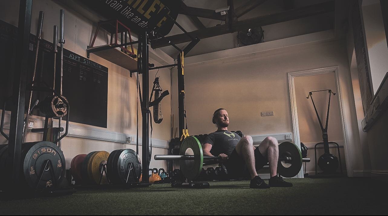PRIME to PERFORM

It&rsquo;s common to perform a warm up before competing, but how often do you warm up and prime the body to perform before your training session? 

Want to maximise the main lifts of your training then think about firing the central