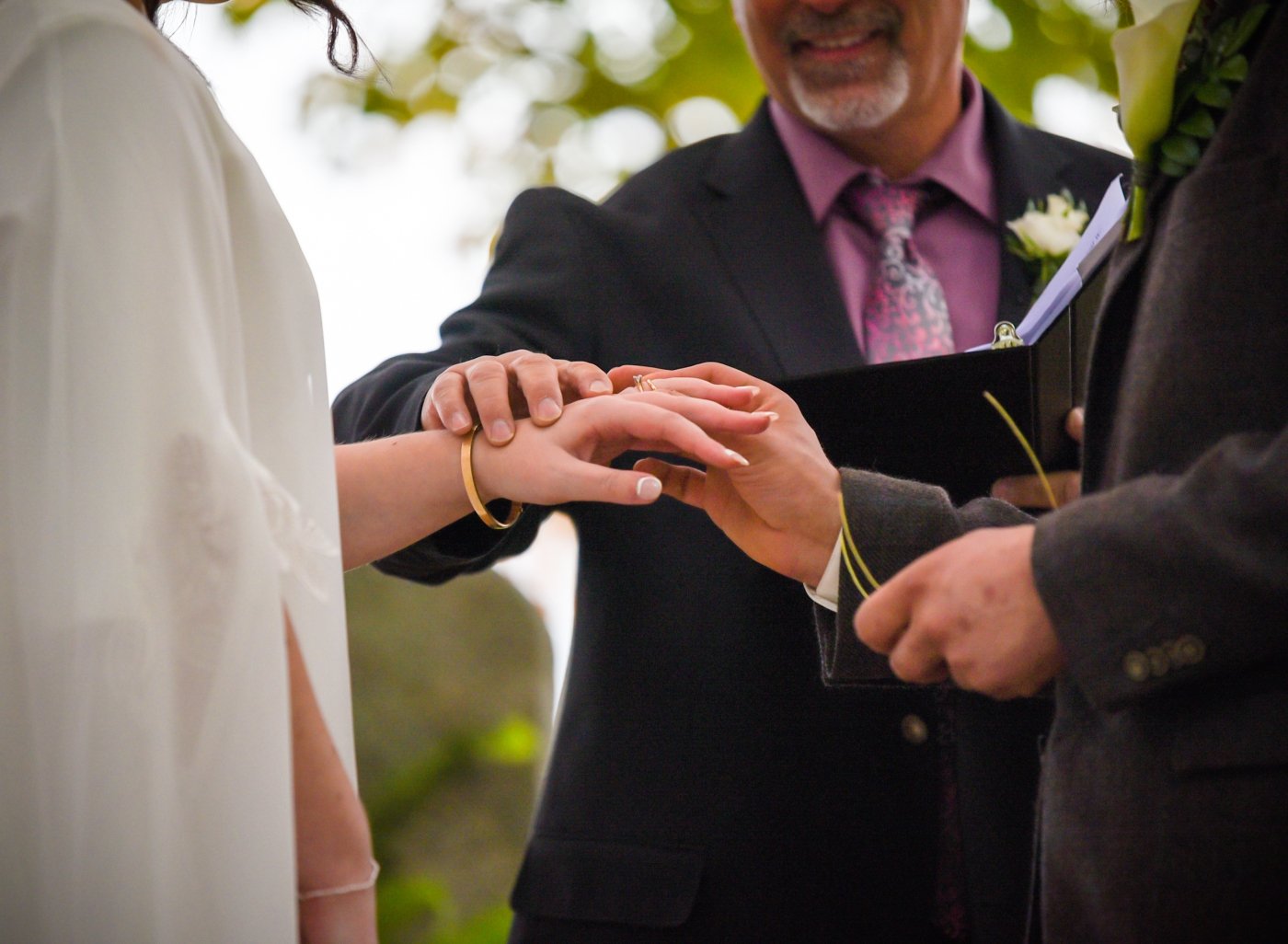ring exchange at outdoor wedding