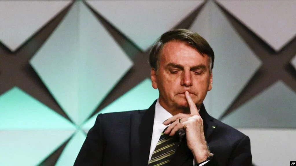 Brasil: Ordenan proteger cinco ríos de las manchas de crudo