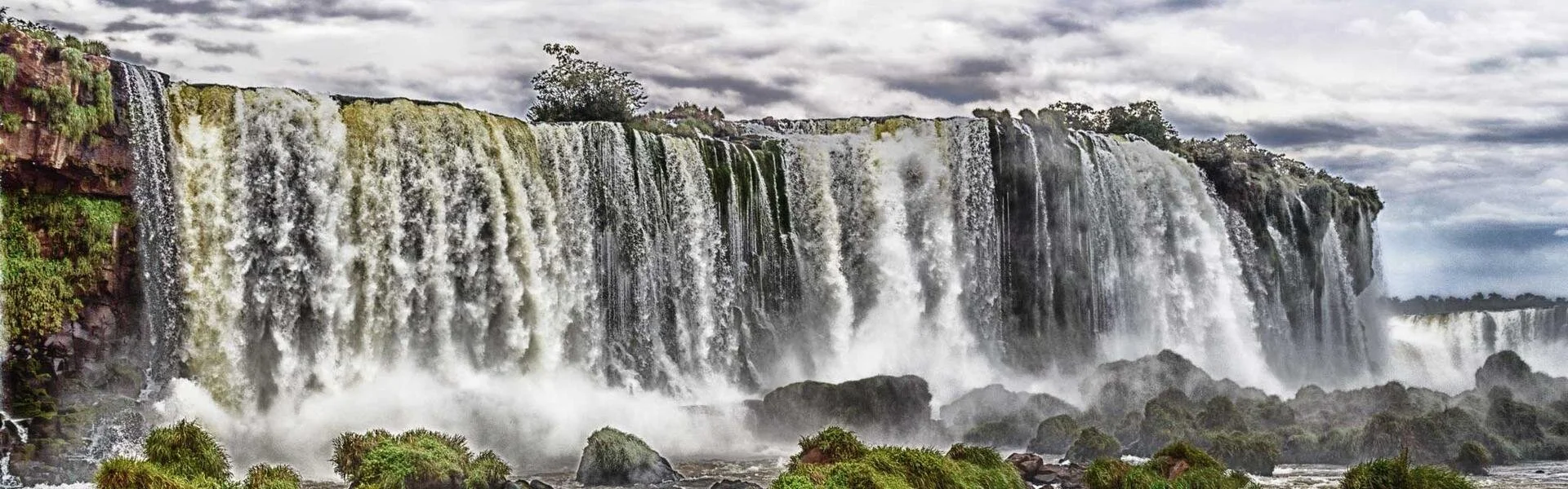 El agua, símbolo y metáfora