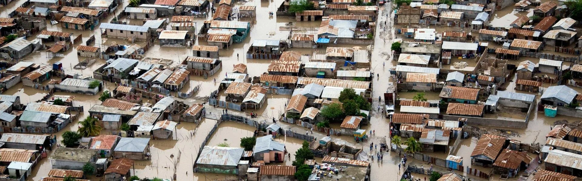 Primero agua, y si es inteligente mejor