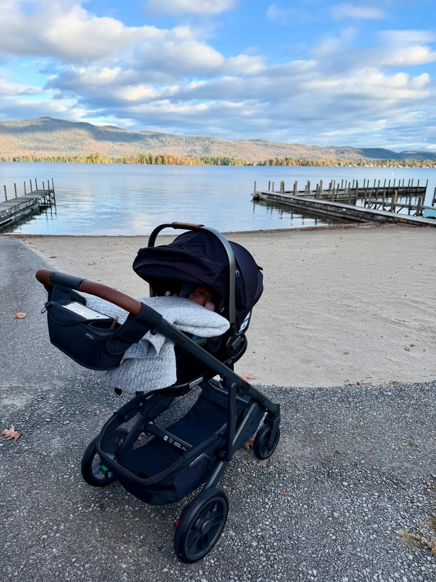 Celebrating one month with our baby girl 🩷

We closed the hotel for the season and our little girl decided to come a few days later, almost two and a half weeks earlier than we expected! I guess she felt 4 days was enough time for her parents to res