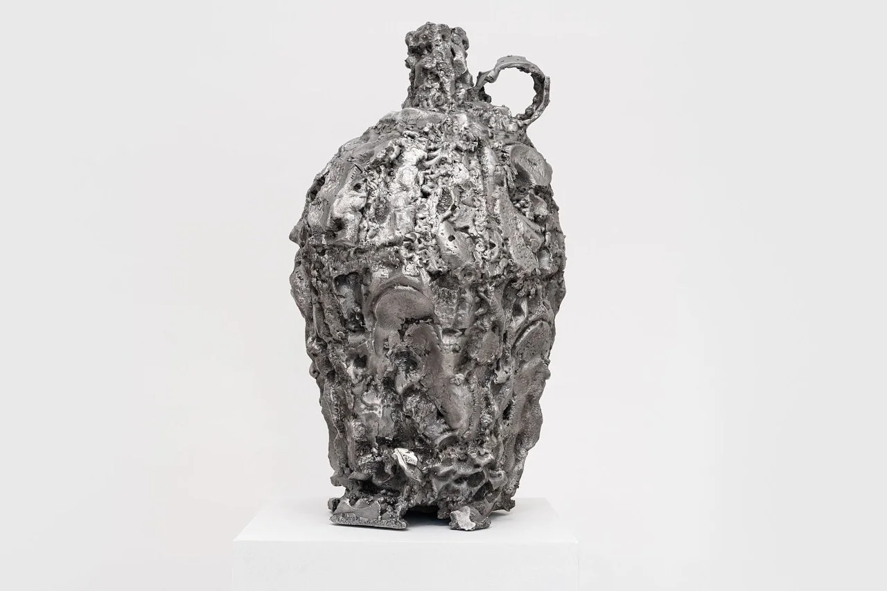 Now on view: AXIS, a duo presentation of painter Alfie Rouy (b.1998) and sculptor Jesse Pollock (b.1993).

Image 1 
Jesse Pollock
Container/Flagon 
Aluminium
2025
57 cm x 40 cm x 40 cm

Image 2
Jesse Pollock
Container/Brass Handle 
2025
Aluminium and