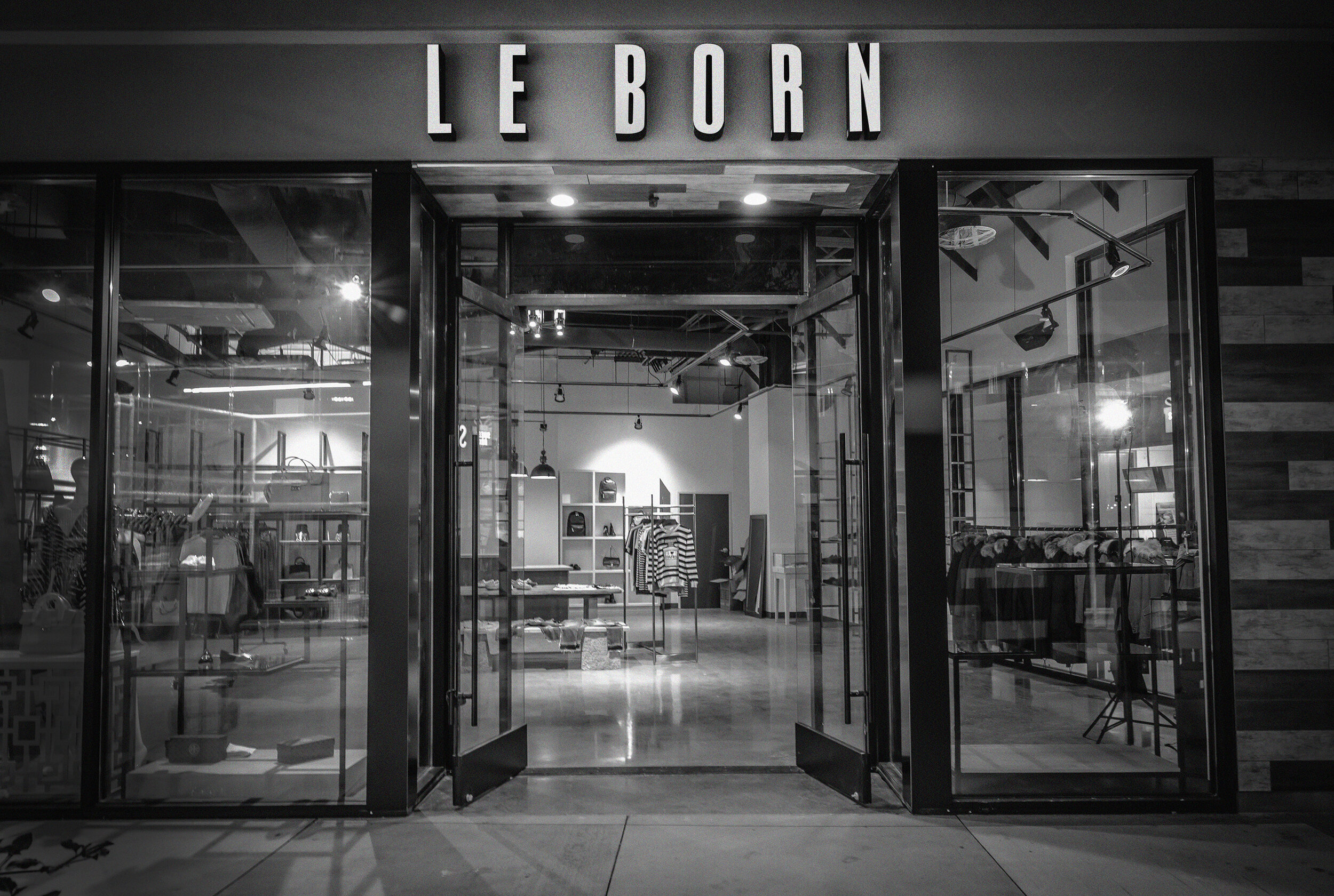LE133 Serene by Le Blanc Retailers in the United States