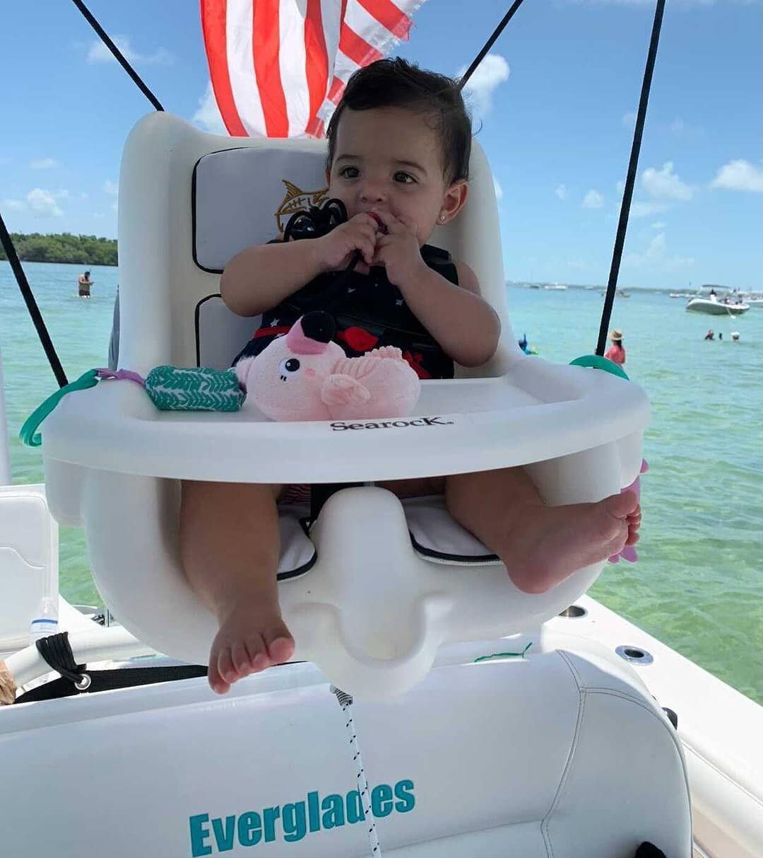 Still Celebrating!

#americasbirthday #americanflag #america #babyboatswing #boatday #boatdays #bestdayever #boatingfamily #babysearock #beautiful #babyboating #babyboater #boatingwithbaby #boatlife #boating #evergladesboats  #family #fun #greatphoto