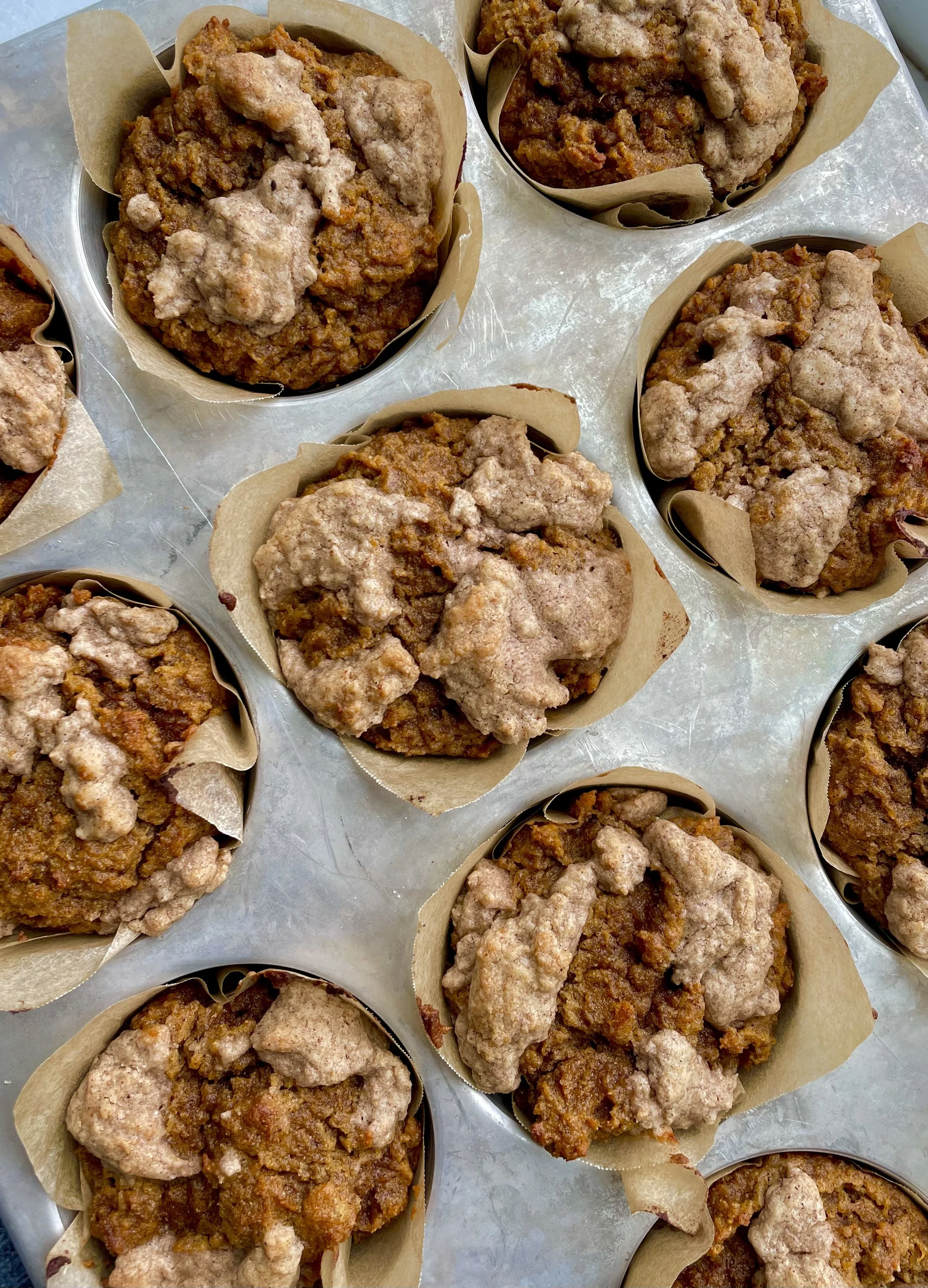 Pumpkin Coffee Cake Muffins