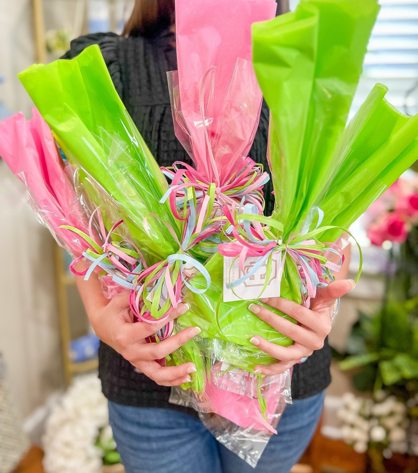Gifts are rolling out the door!🛍️✨🎁 Stop in for your Mother&rsquo;s Day, graduation, nurses week &amp; teacher appreciation gifts!! 🌸🎓🩺🍎⁣
⁣
𝙊𝙥𝙚𝙣 M-F 11-6 &amp; Sat 11-2.⁣
⁣
Carmen&rsquo;s on Carolina⁣
1631 Carolina Ave ⁣
Orangeburg, SC⁣