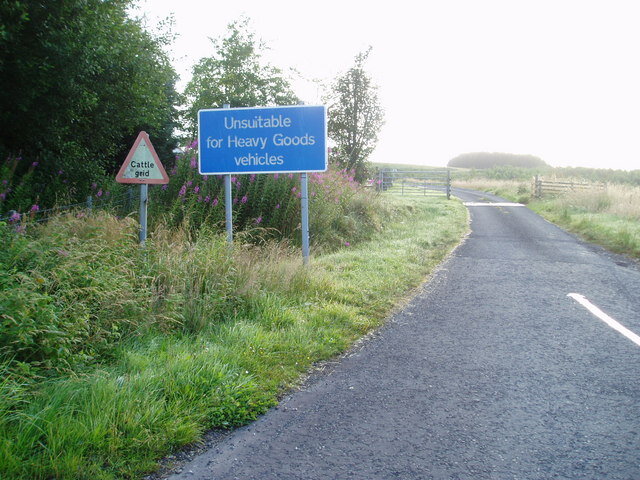 Junction_Road_signs._-_geograph.org.uk_-_518860.jpg