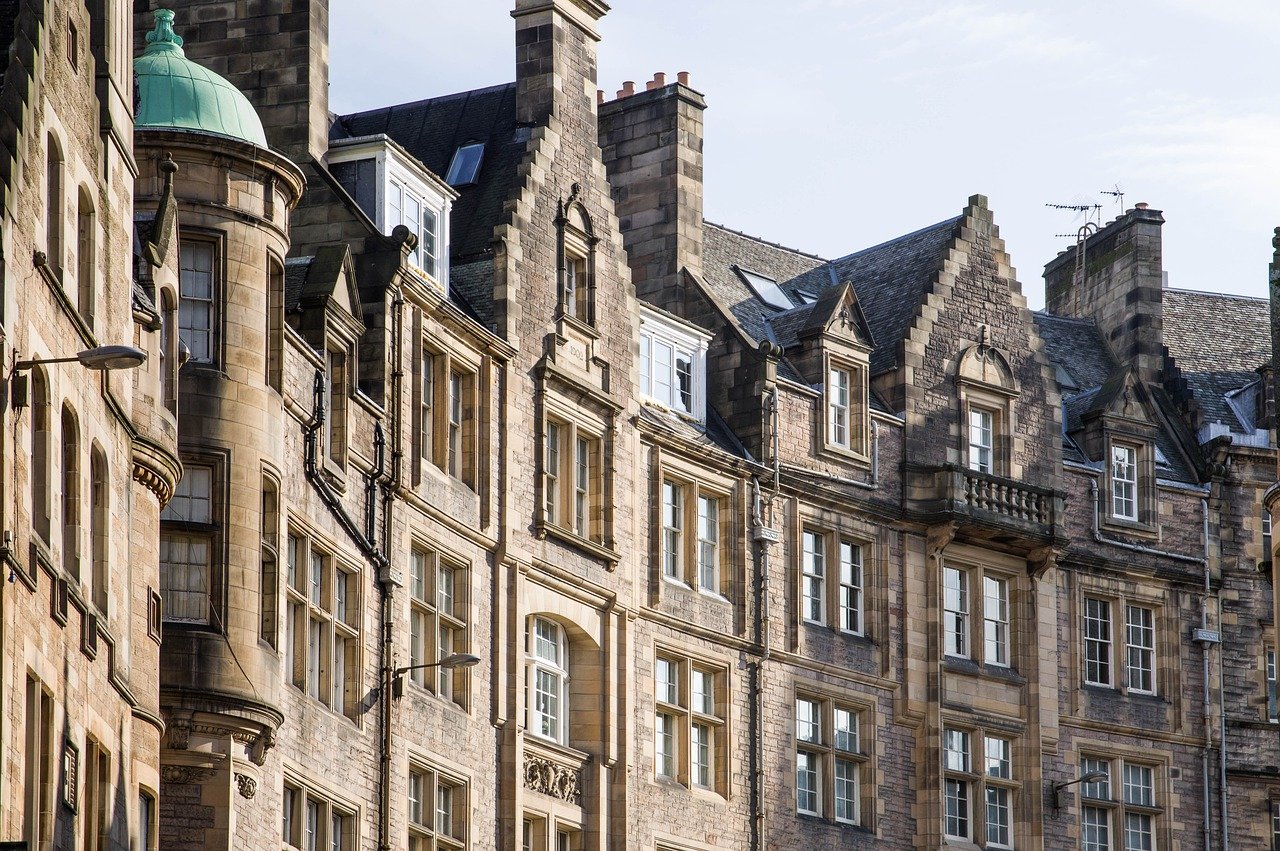 Buildings of golden Craigleith sandstone are an iconic element of Edinburgh’s New Town.