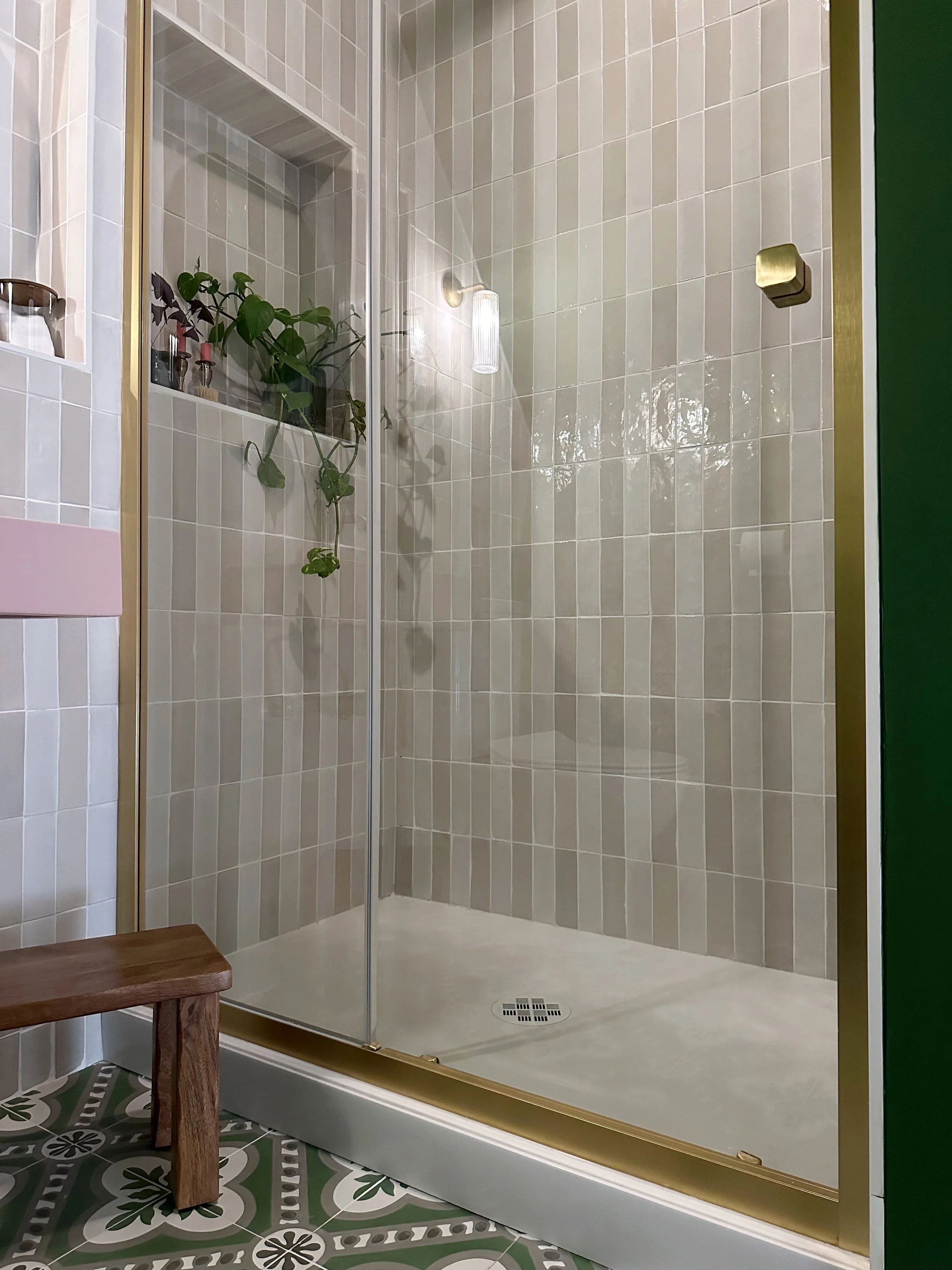 A shower behind a shower - the diy discovery that went viral