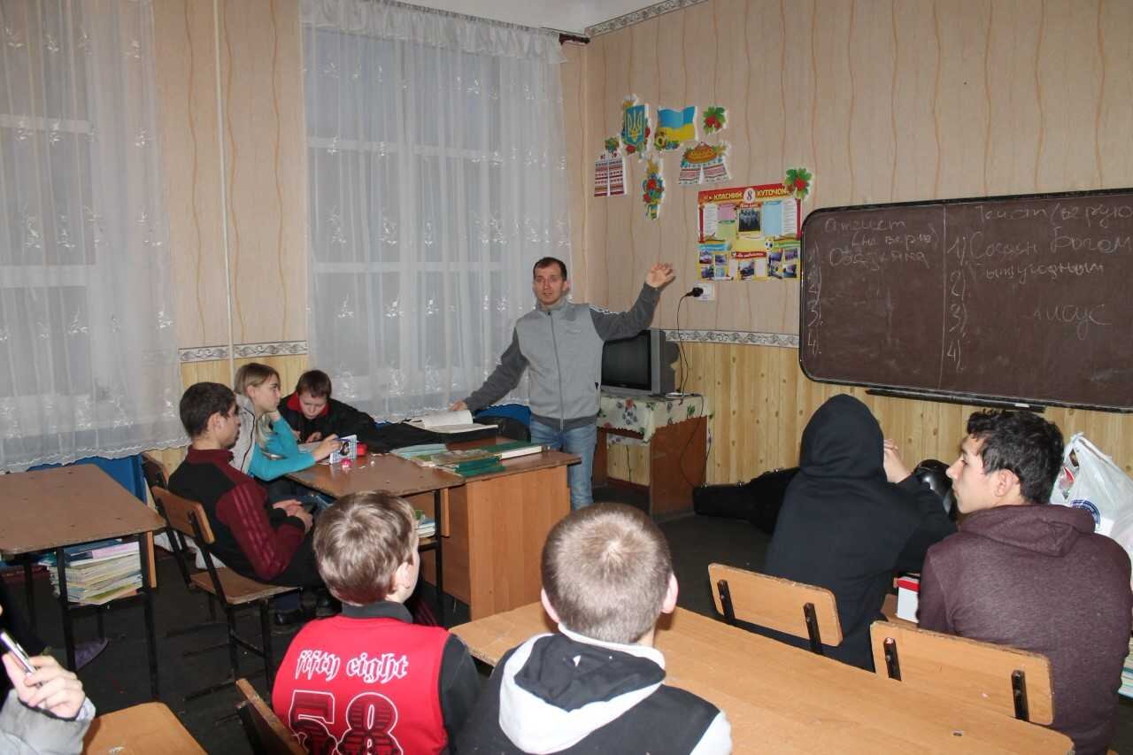 Andrey-teaching.jpg