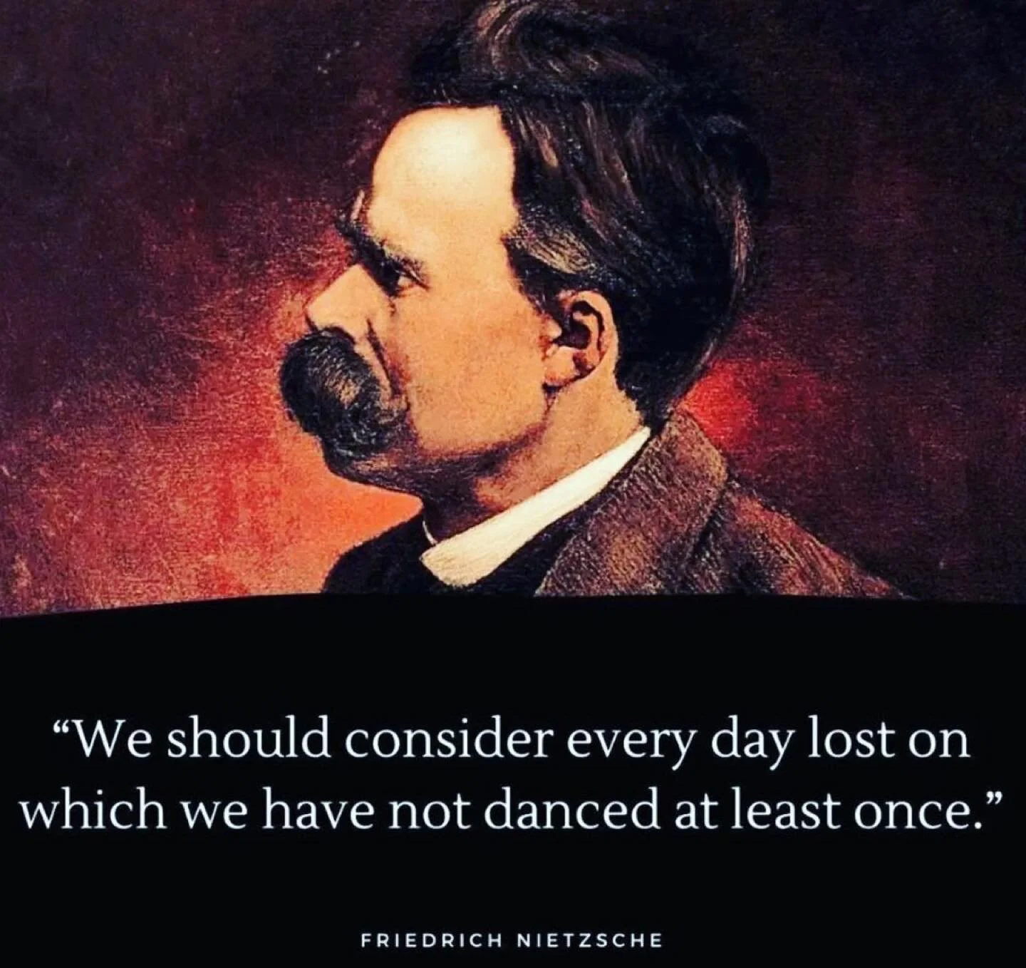 Don&rsquo;t let today be wasted. Move your body in a way that brings you joy &amp; helps you release anything that is stressing you out! ⁣
⁣
It can just be 3 mins to your favorite song. Singing &amp; smiling is highly encouraged to make it extra yumm