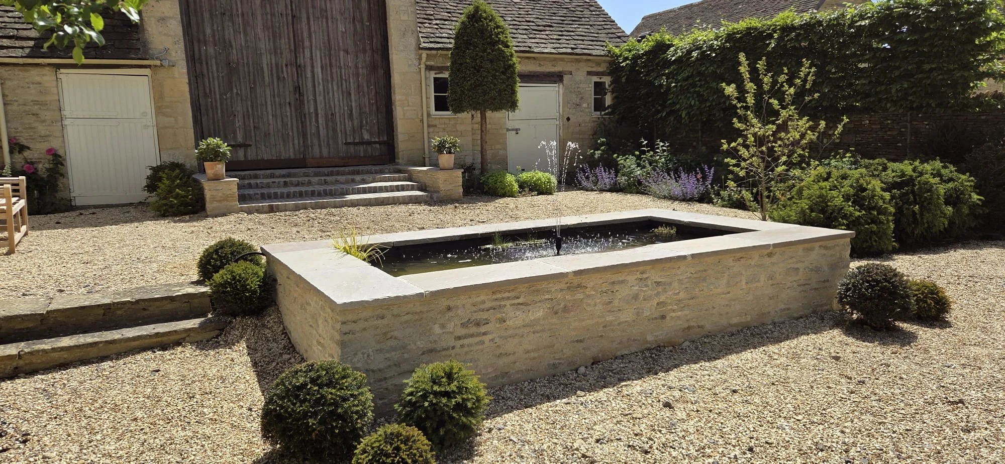 Pond with fountain.jpeg