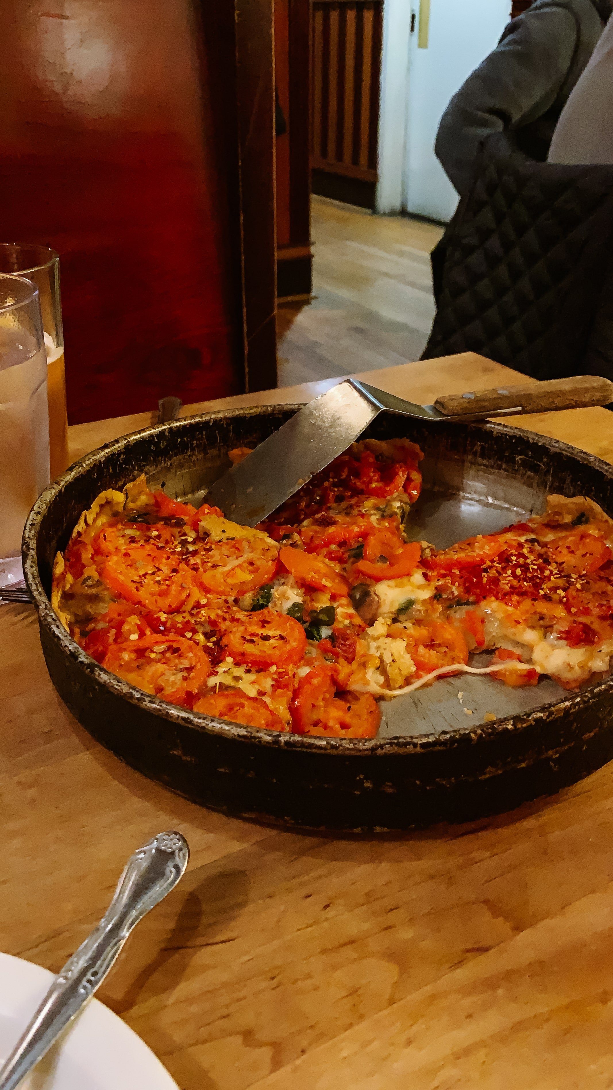 top food in chicago_top pizza in chicago.jpg