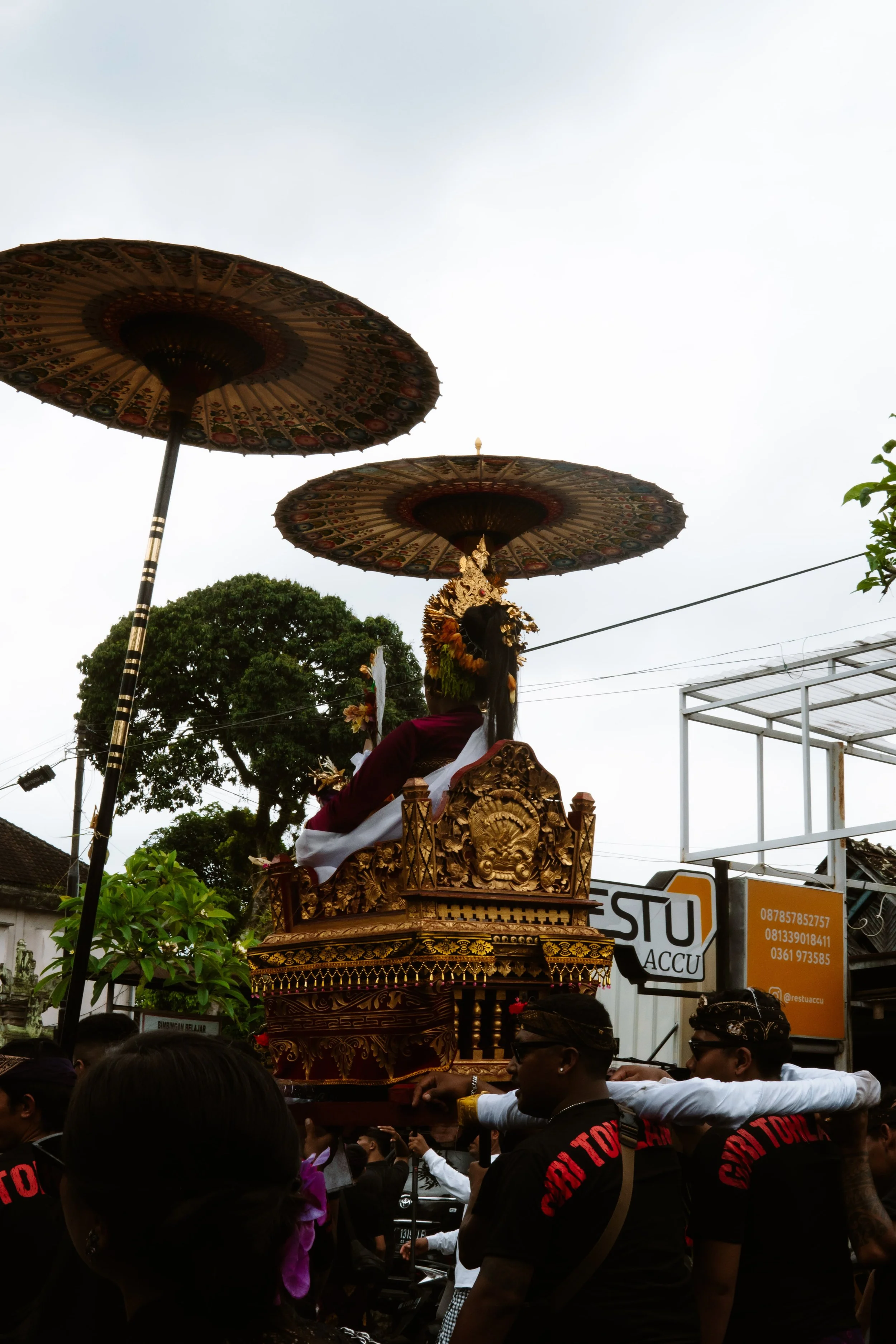 Joining a Ceremony in Ubud_balinese hindu cremation ceremony.jpg