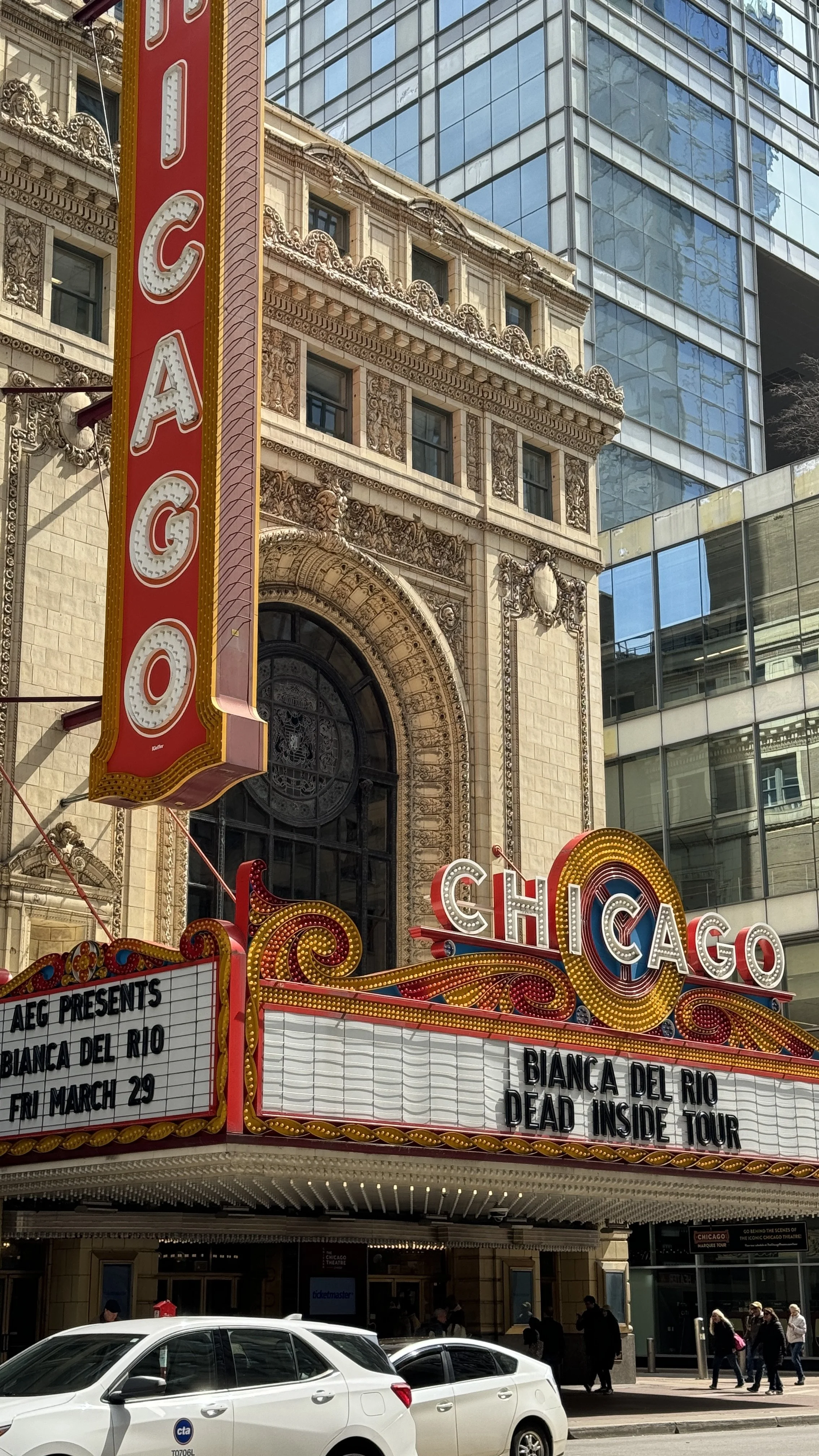 chicago theatre_things to do in chicago