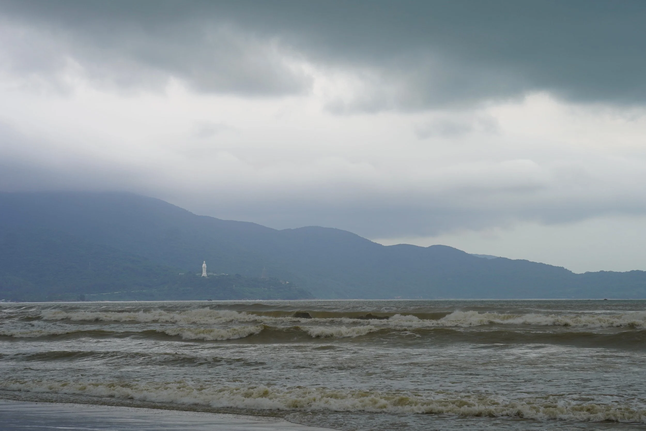 lady buddha_son tra peninsula da nang