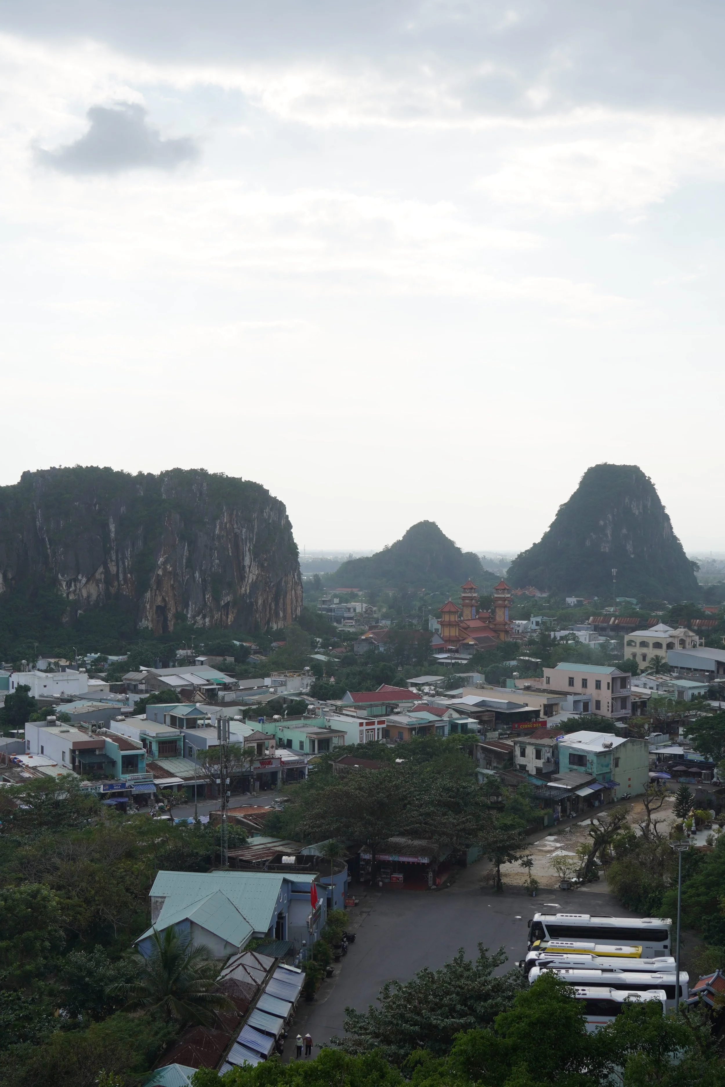 marble mountains da nang_views