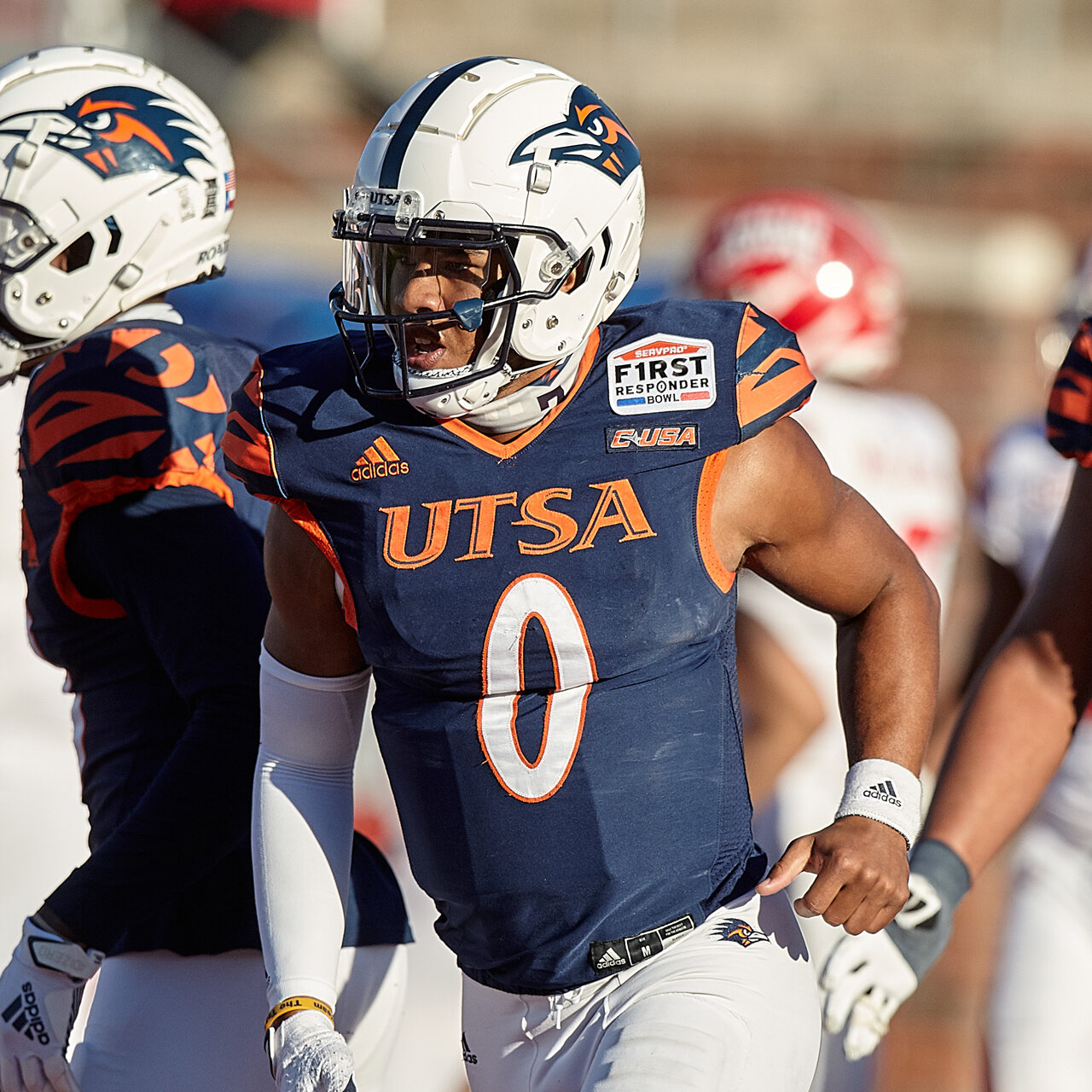 utsa-football-bowl-Square2.jpg