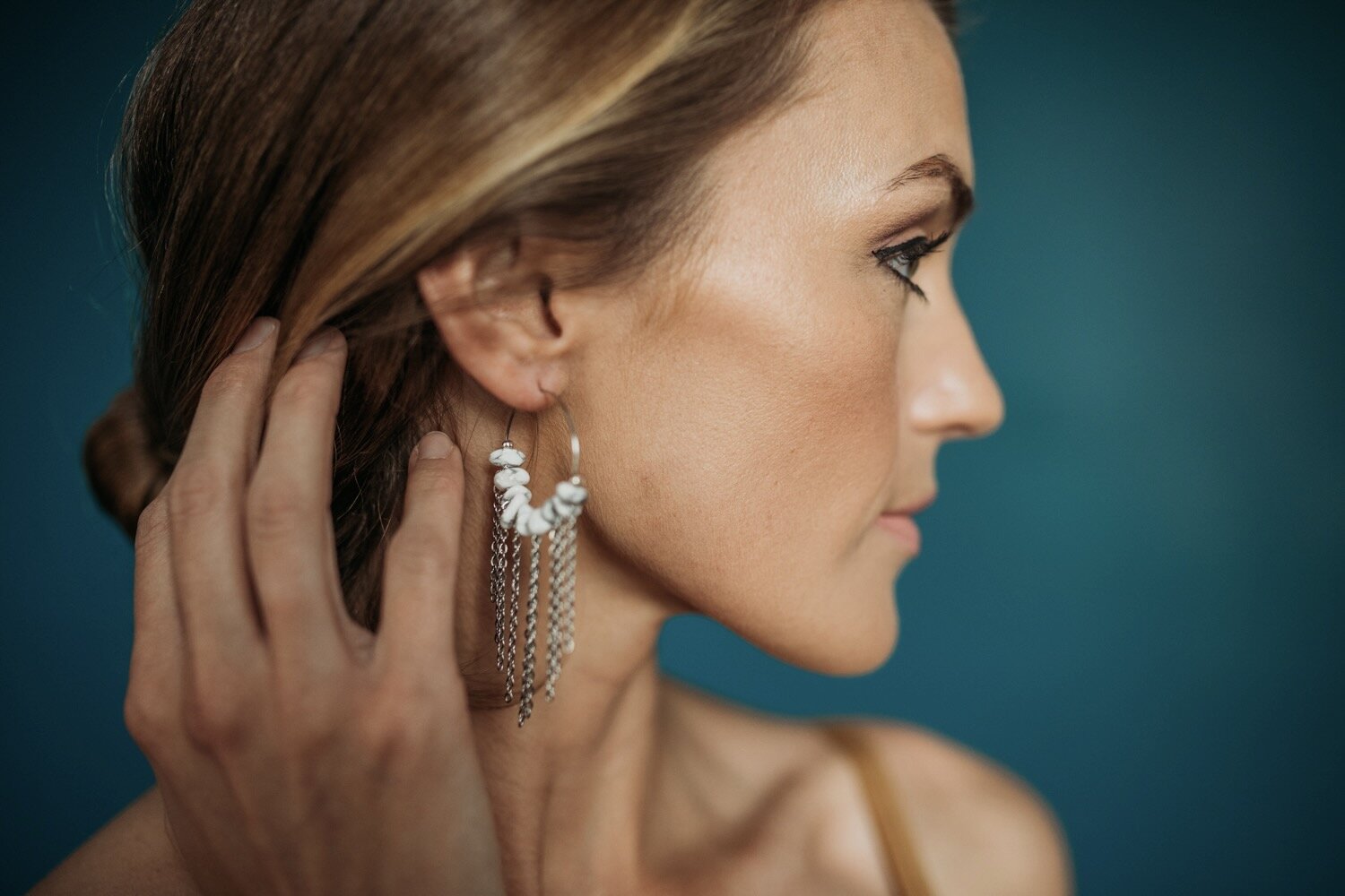 Howlite w Silver Fringe