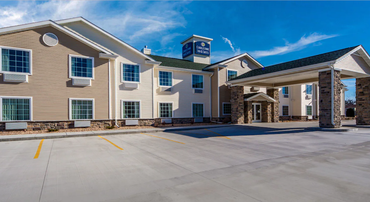 Cobblestone Inn & Suites Springfield — Diamond Hospitality Services