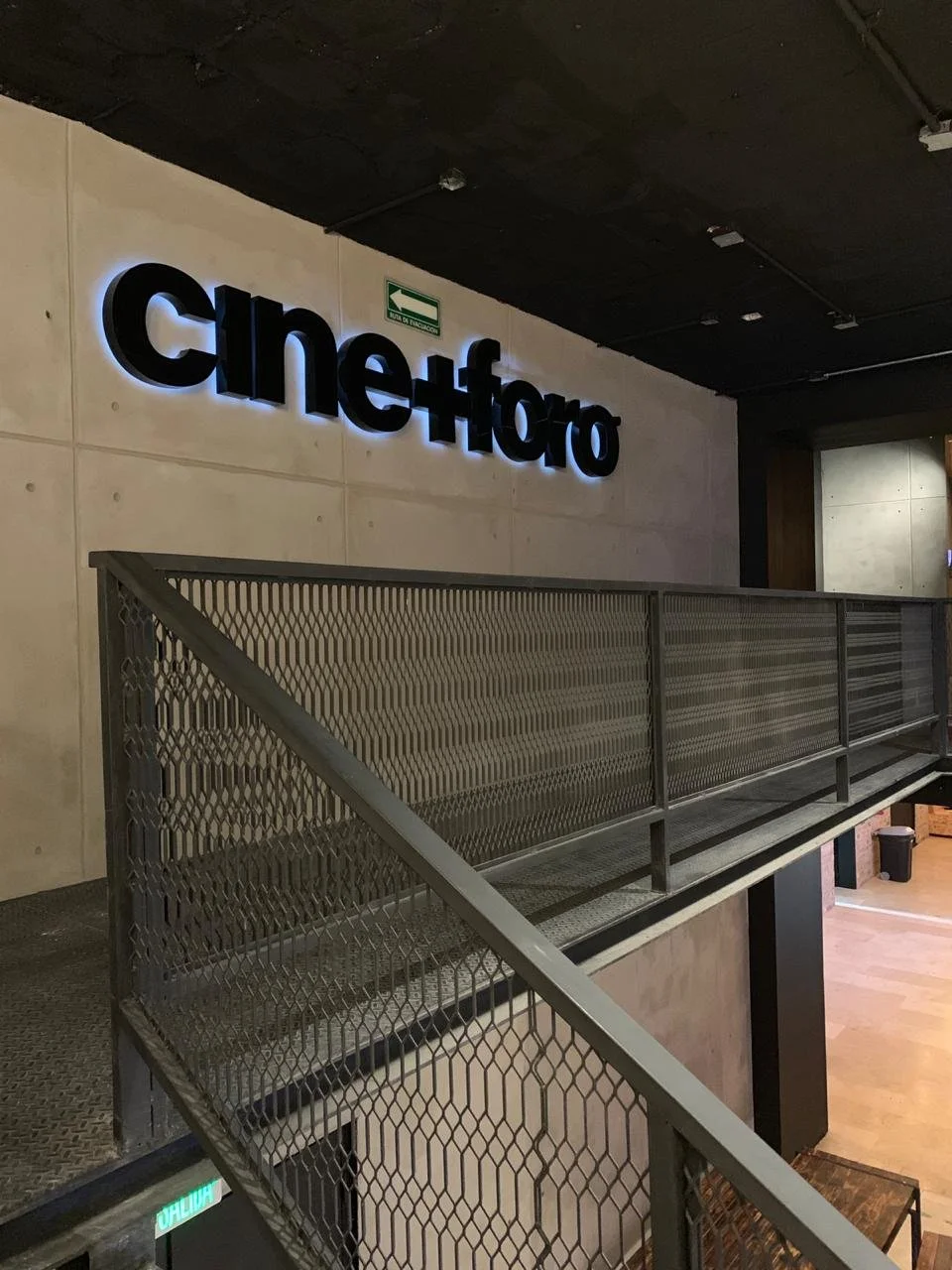 PHOTO-2019-04-10-23-21-45 4.jpg