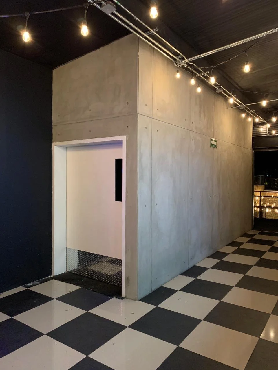 PHOTO-2019-04-10-23-21-45 3.jpg