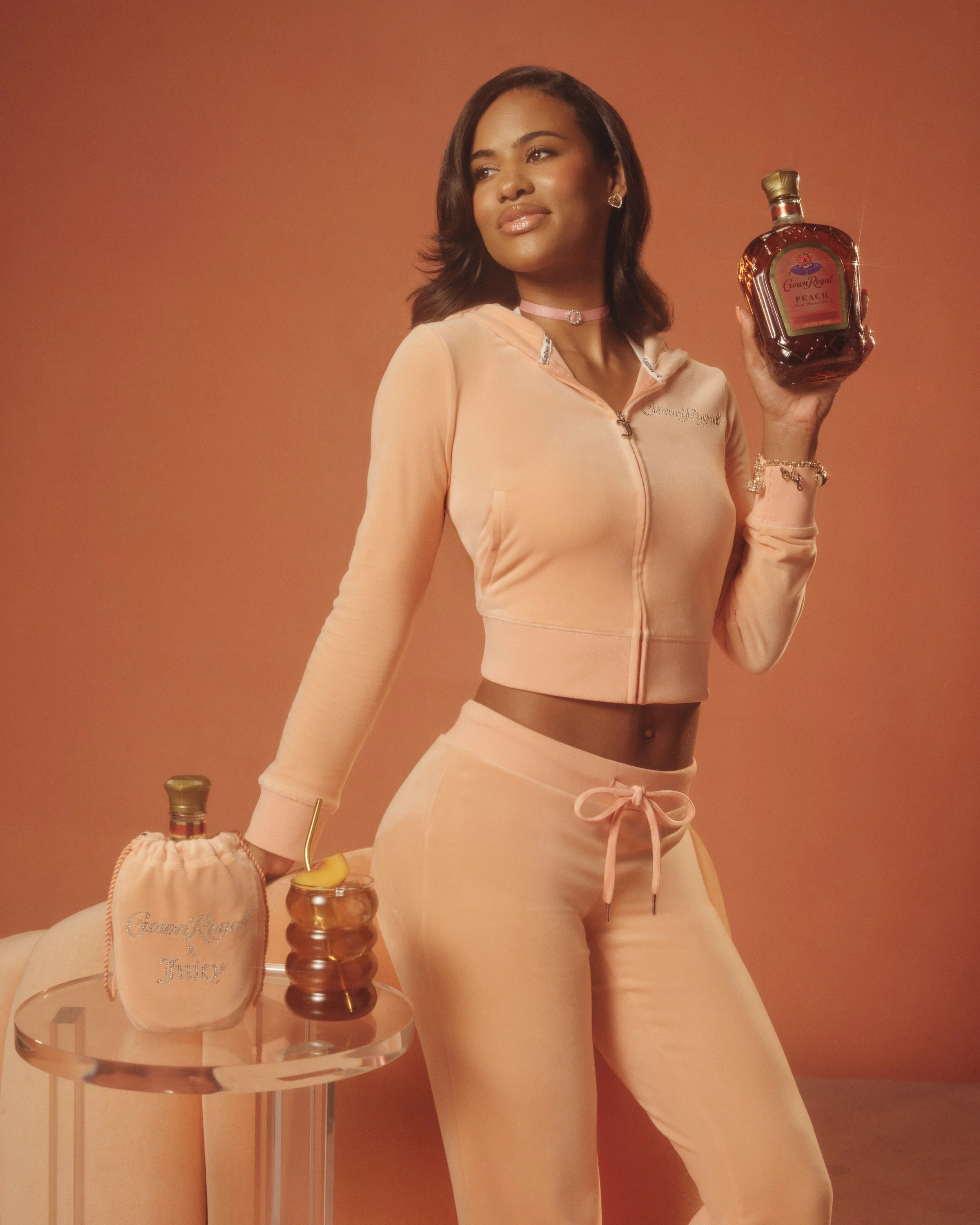 212260805_CROWNROYAL_JuicyCouture_CB_07_Kendra_113.jpg