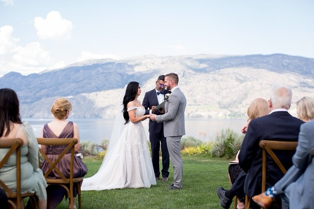 &ldquo;You will find, as you look back upon your life, that the moments where you have truly lived are the moments when you have done things in the spirit of love.&rdquo;&mdash;Henry Drummond

@candidappleweddings @candidappleweddings 

Officiant: @j