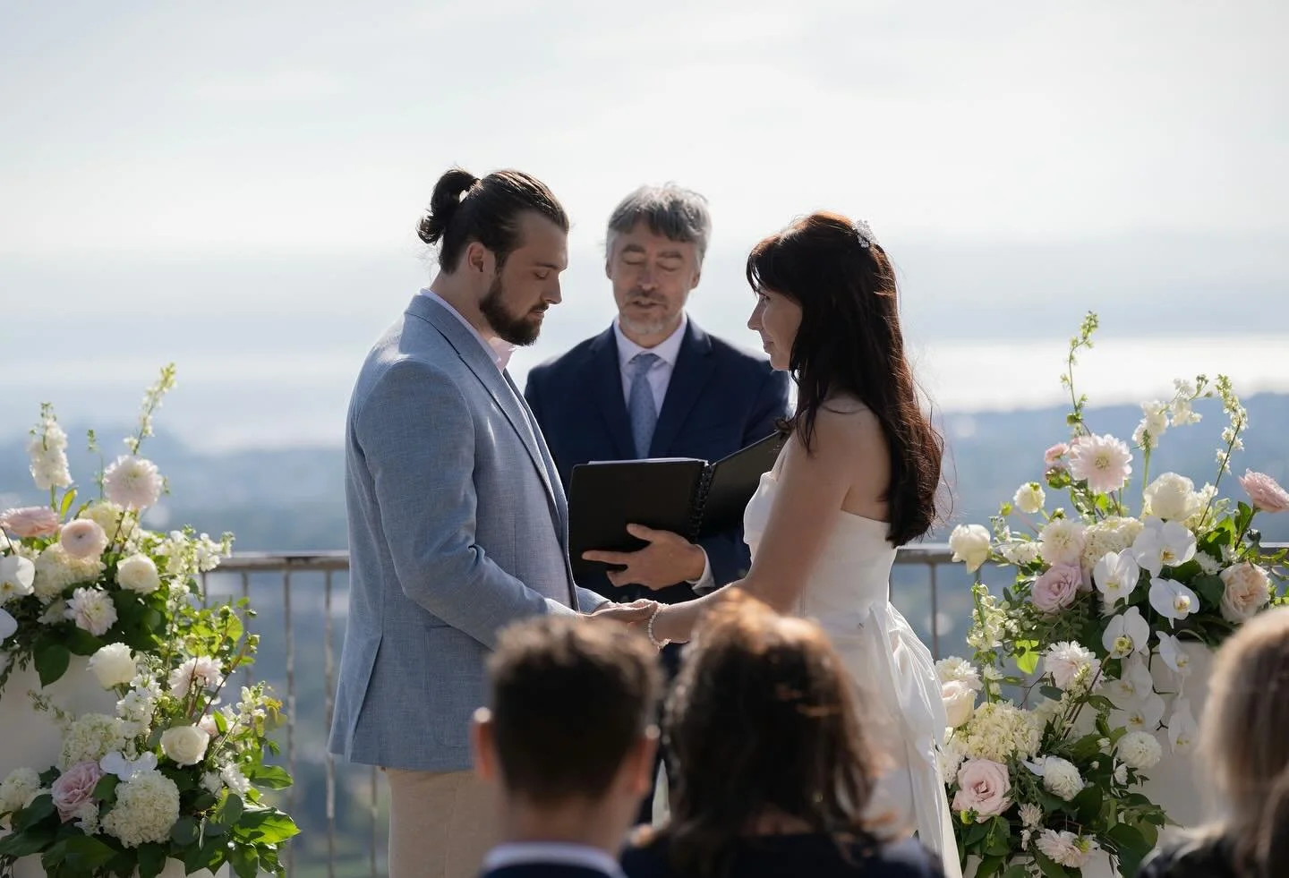 🌿✨ Olga &amp; Jackson | Mount Douglas Park ✨🌿

This stunning mountaintop ceremony was everything a Vancouver Island wedding should be &mdash; intimate, serene, and overflowing with love. ❤️ Alan (@alanwilliams956) had the honour of officiating for 