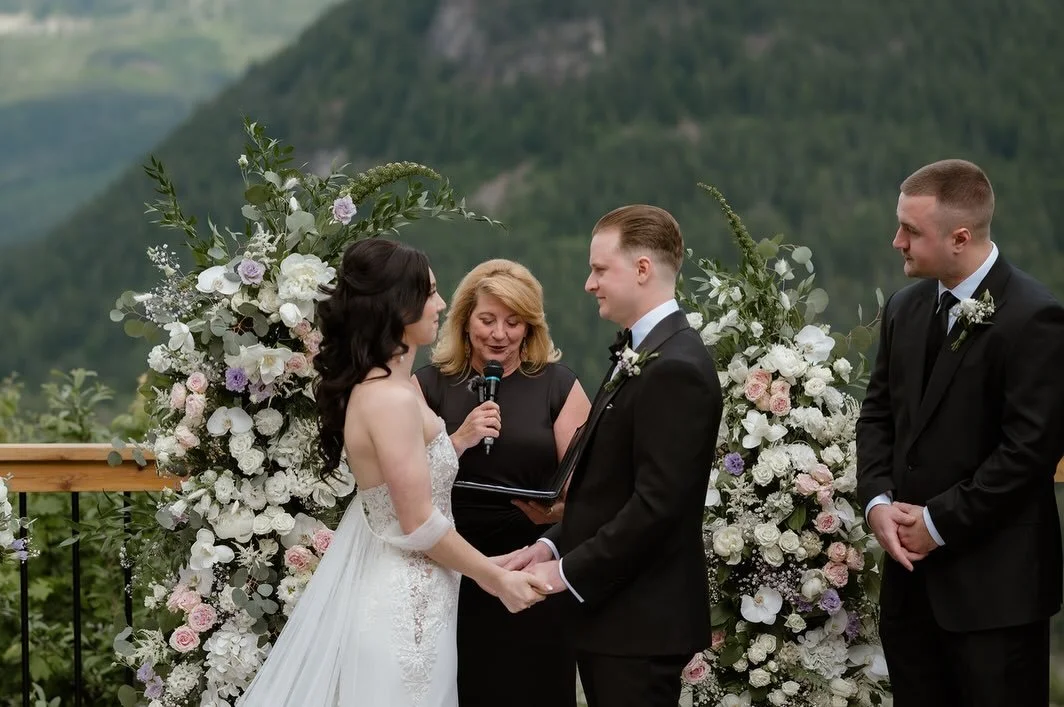 ✨ Meet Valerie ✨
Celebrating 7 years with the Vancouver Officiant team, Valerie brings a beautifully well-rounded perspective to every ceremony she leads.

With experience as a wedding planner, photographer, and officiant, she understands how every d