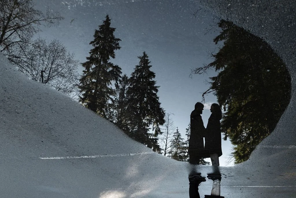 Sometimes love is seen most clearly in reflection.

This intimate moment, captured so artfully by @novella.vancouver, reminds us that a wedding doesn&rsquo;t need grandeur to be profound; just two people, fully present, choosing each other.

Our Inti