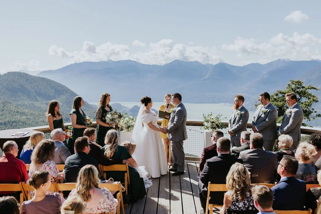 Why Your Wedding Officiant Sets the Tone for Your Whole Day